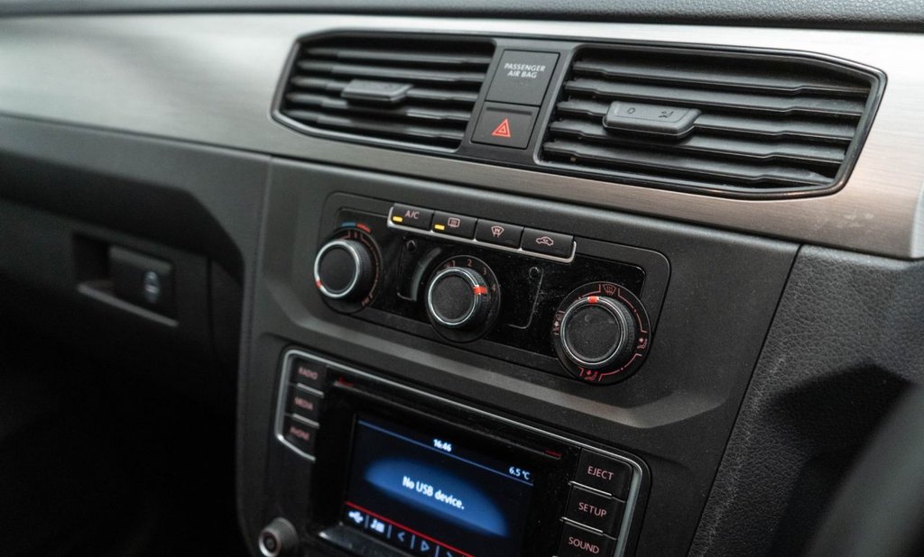 Used Volkswagen Caddy Maxi Life 2019 for sale - 76820619: Photo 26