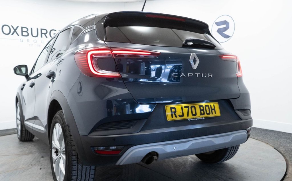 Used Renault Captur 2021 for sale - 77583149: Photo 17