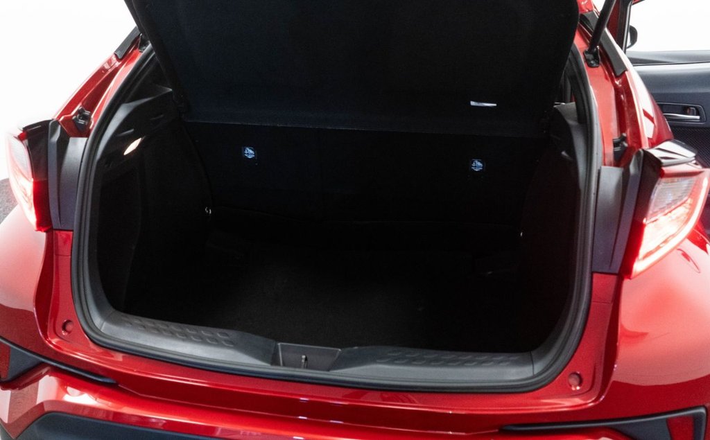 Used Toyota C-HR 2022 for sale - 76840788: Photo 32