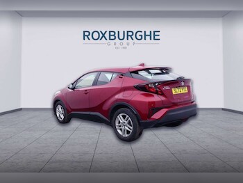 Used Toyota C-HR 2023 for sale - 77930643: Photo