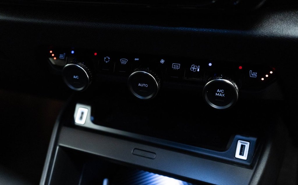 Used Citroen C4 2022 for sale - 76882976: Photo 25