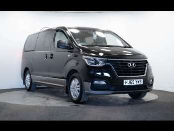 2019 (69) - 2.5 CRDi SE Nav MPV 5dr Diesel Manual Euro 6 (136 ps)
