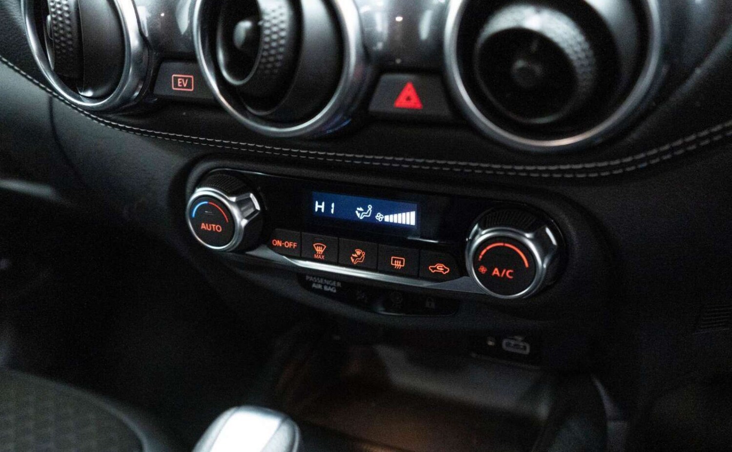 Used Nissan Juke 2023 for sale - 77930718: Photo 28