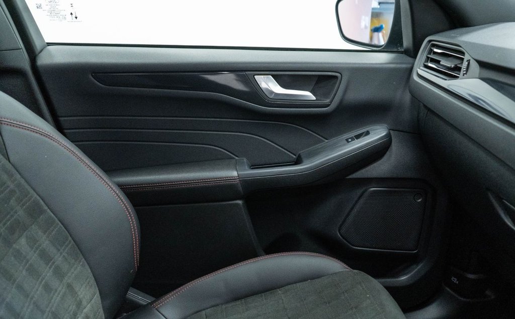 Used Ford Kuga 2022 for sale - 76367455: Photo 32