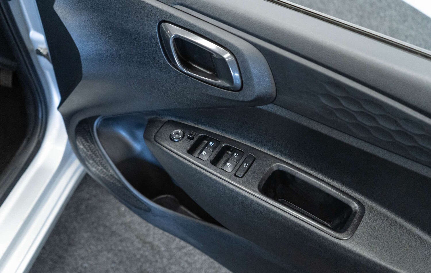 Used Hyundai i10 2023 for sale - 77930663: Photo 23