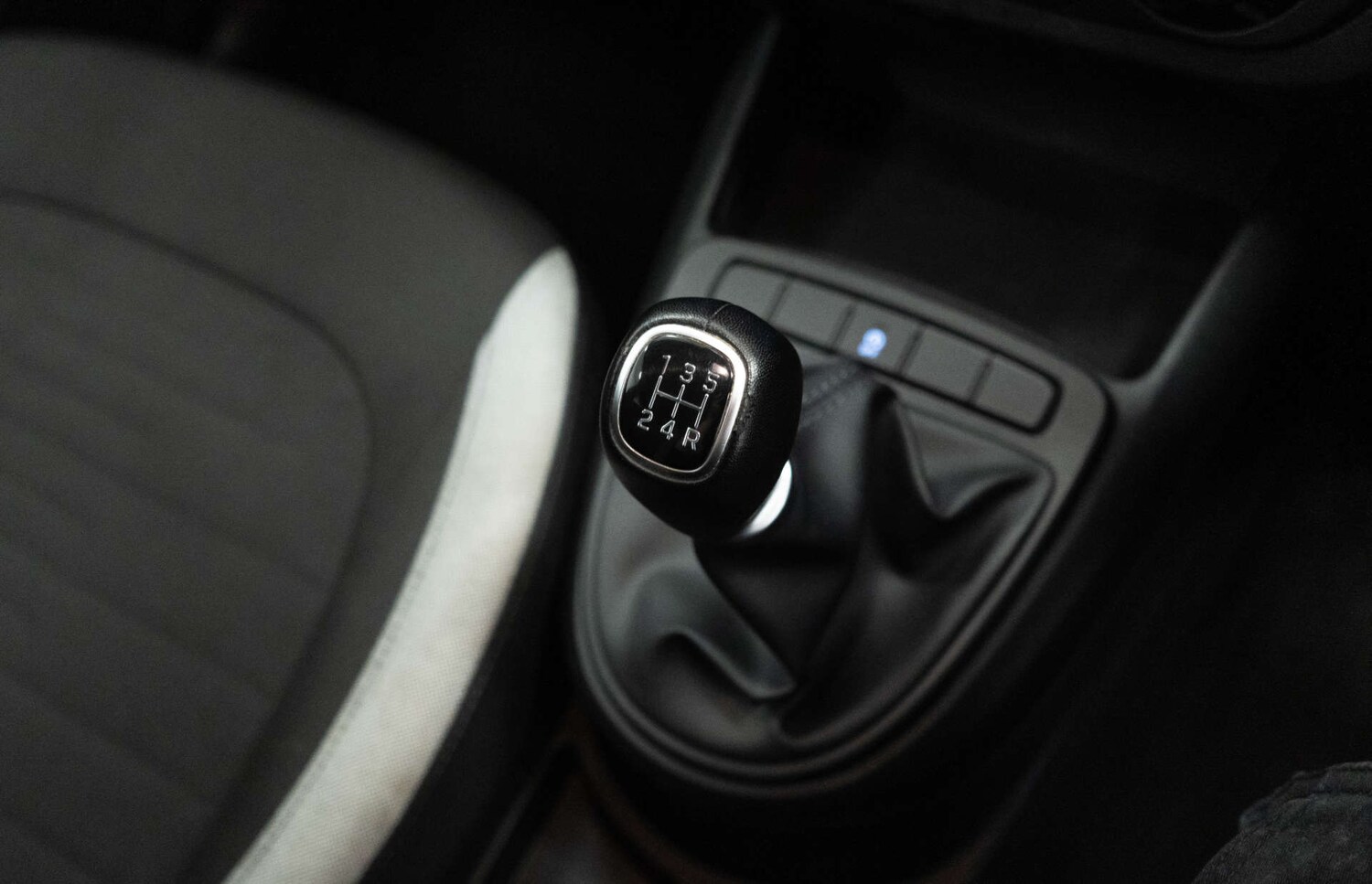 Used Hyundai i10 2023 for sale - 77930663: Photo 33