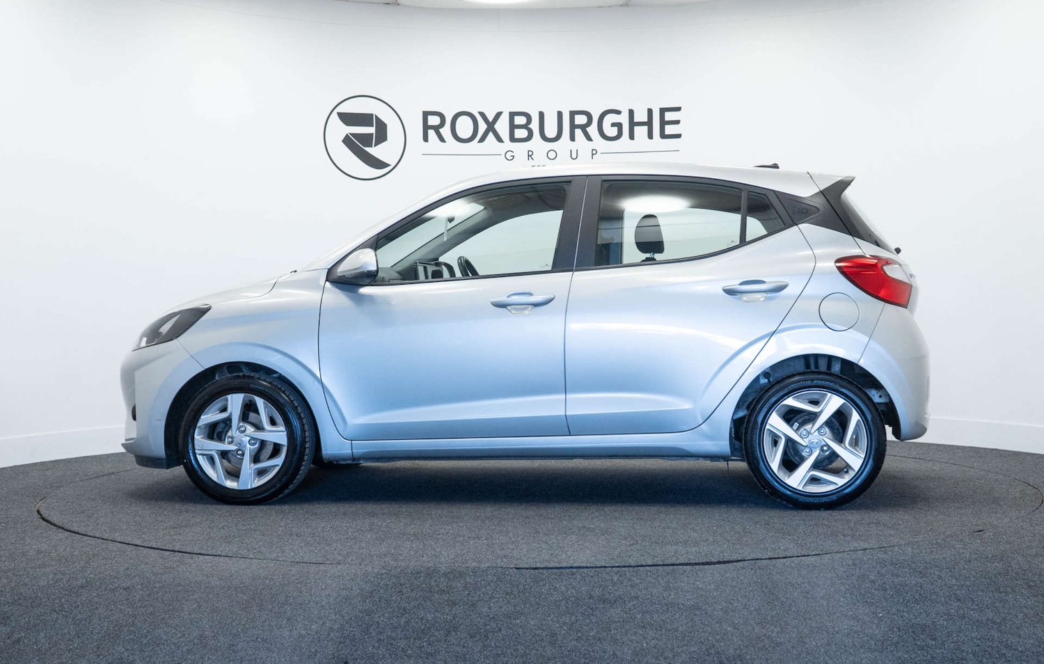 Used Hyundai i10 2023 for sale - 77930663: Photo 4