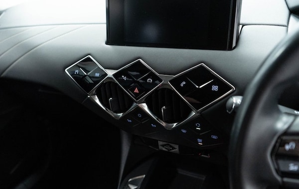 Used DS Automobiles DS 3 Crossback 2022 for sale - 76021782: Photo 25
