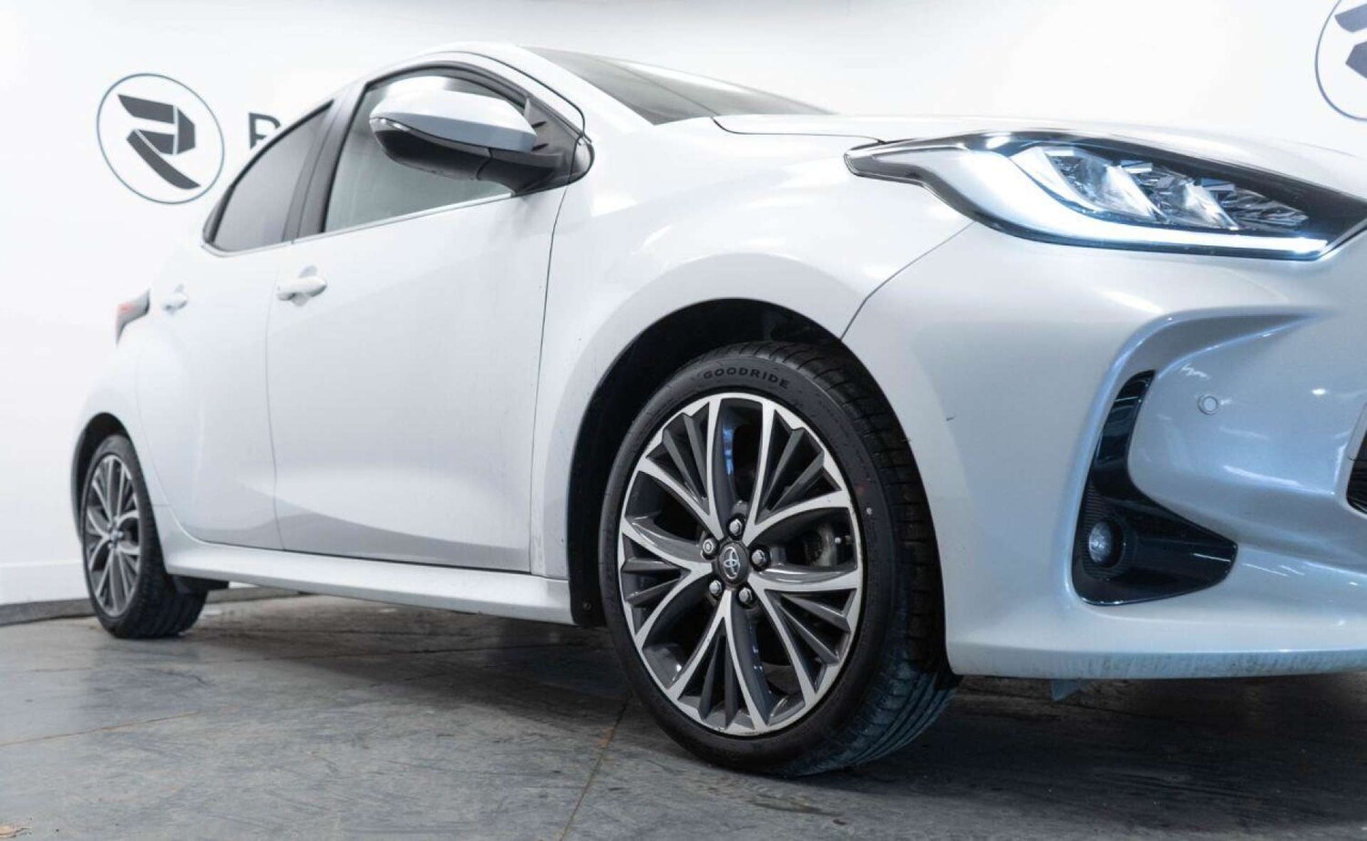 Used Toyota Yaris 2022 for sale - 77930796: Photo 11