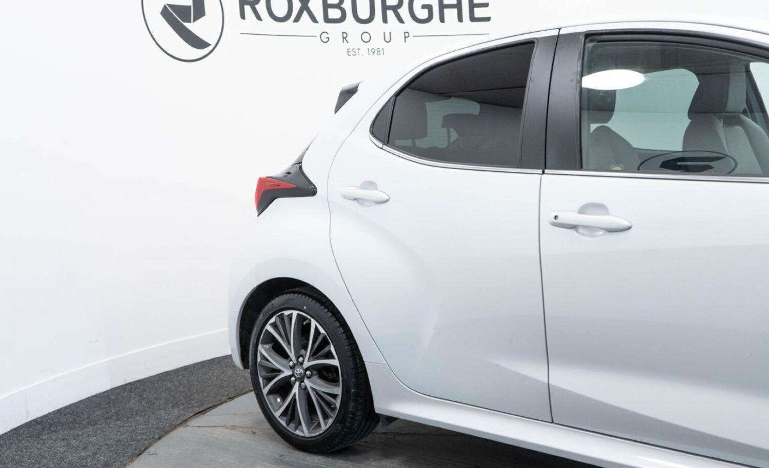 Used Toyota Yaris 2022 for sale - 77930796: Photo 14