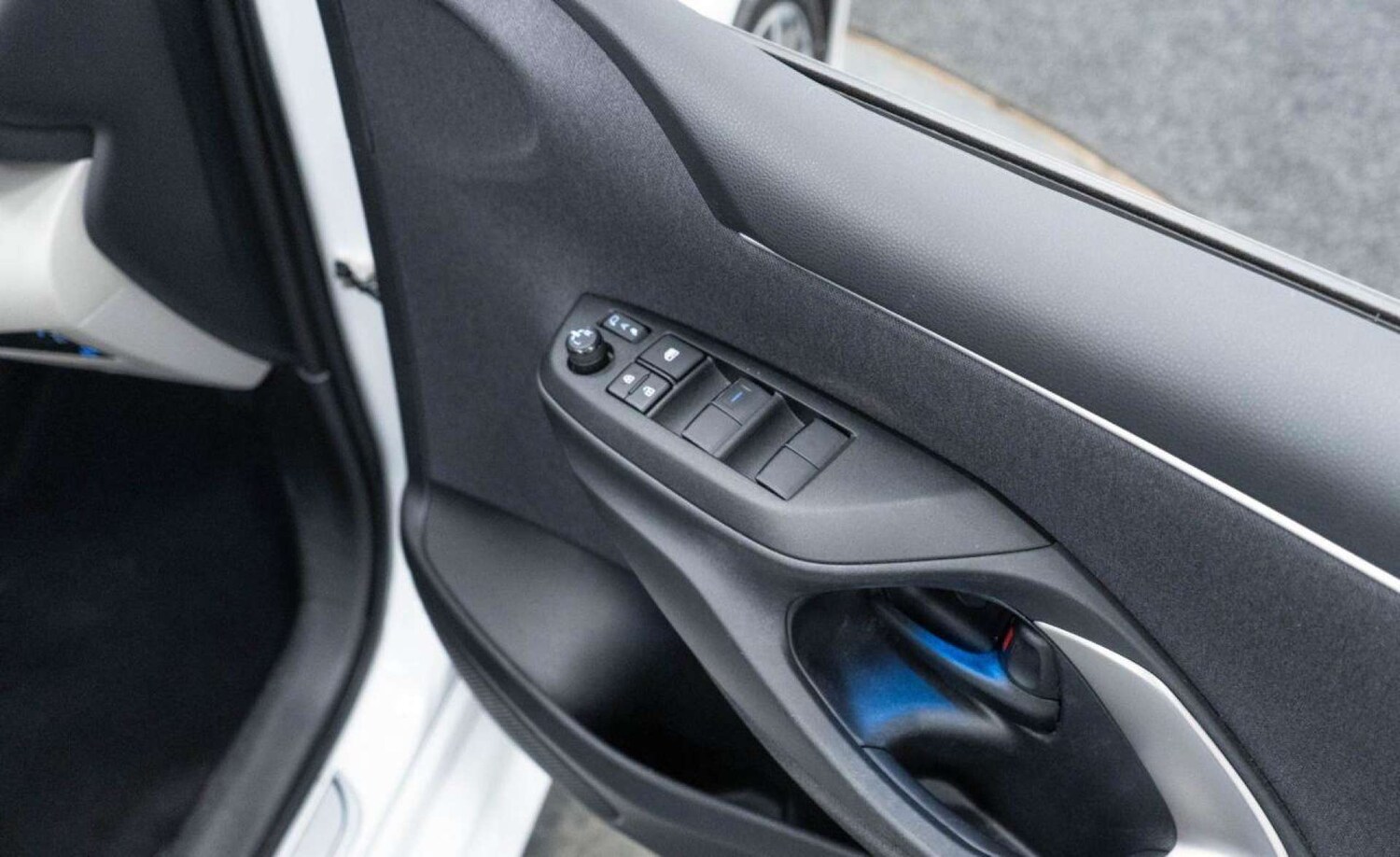 Used Toyota Yaris 2022 for sale - 77930796: Photo 23