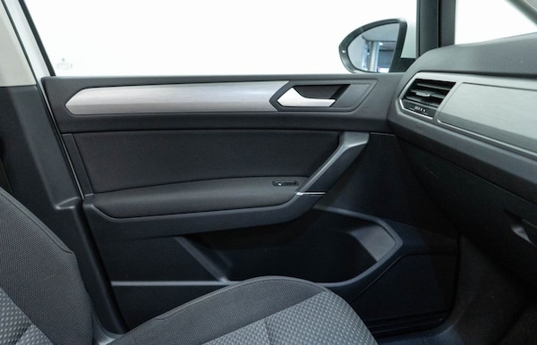 Used Volkswagen Touran 2020 for sale - 76235334: Photo 32