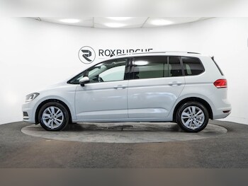 Used Volkswagen Touran 2020 for sale - 76235334: Photo 4
