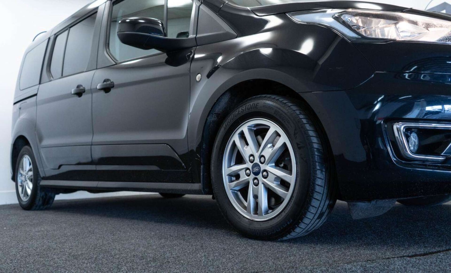 Used Ford Grand Tourneo Connect 2020 for sale - 77930865: Photo 11