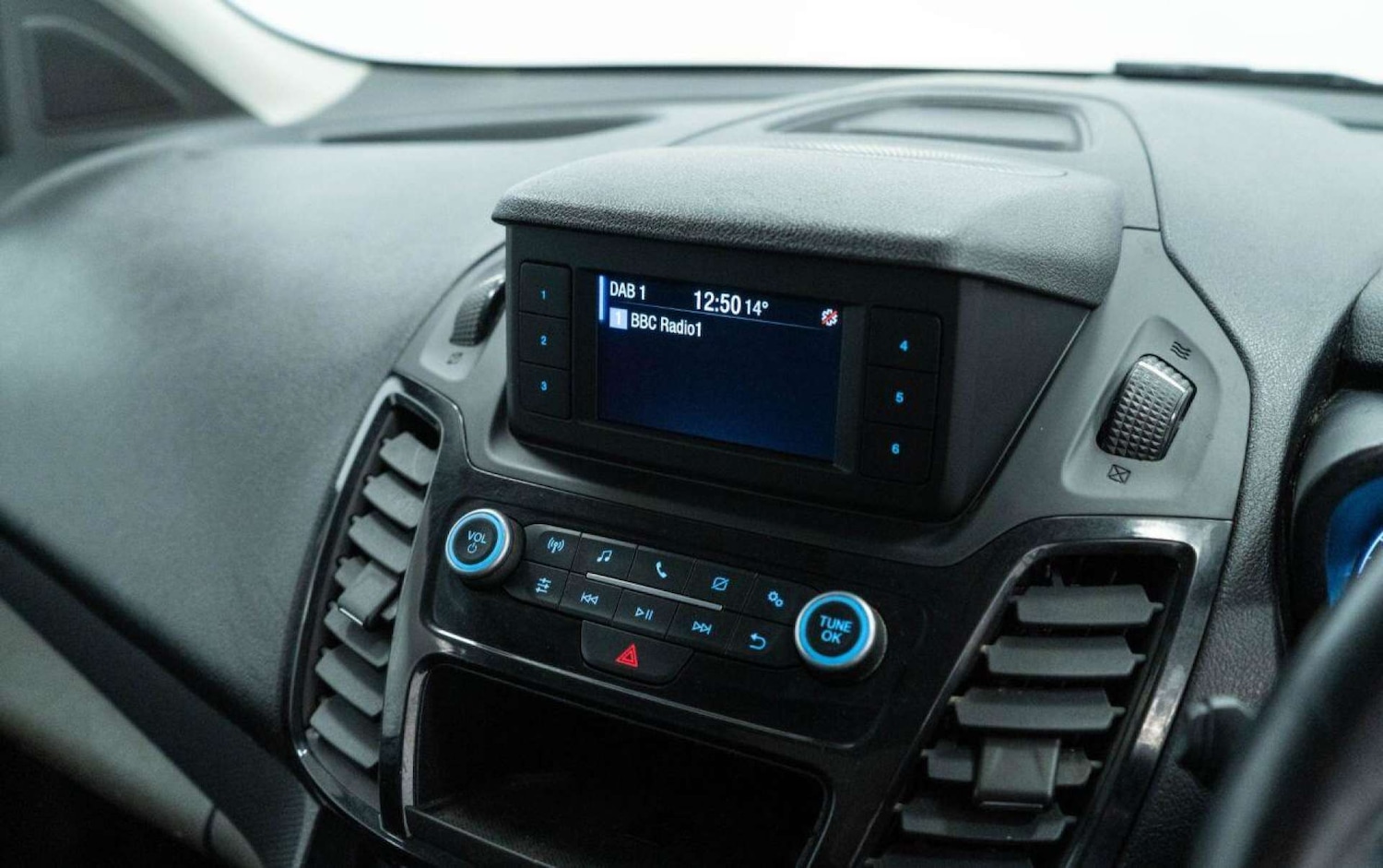 Used Ford Grand Tourneo Connect 2020 for sale - 77930865: Photo 27