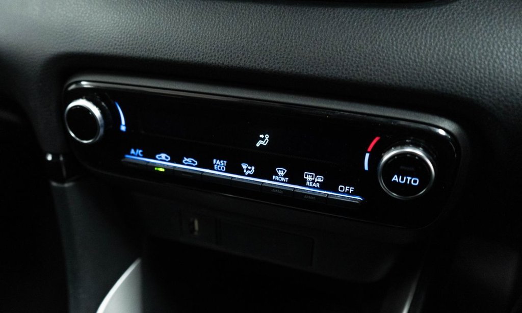 Used Toyota Yaris 2022 for sale - 77007083: Photo 27