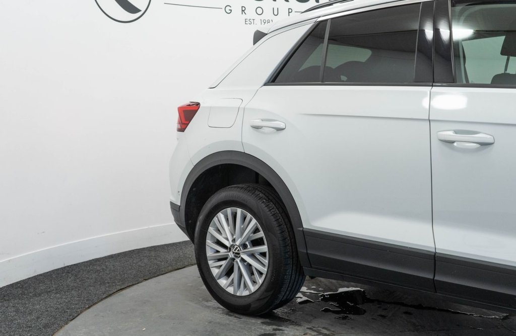 Used Volkswagen T-Roc 2023 for sale - 77582867: Photo 14