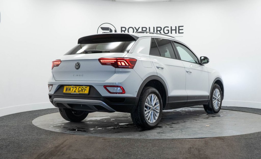 Used Volkswagen T-Roc 2023 for sale - 77582867: Photo 8