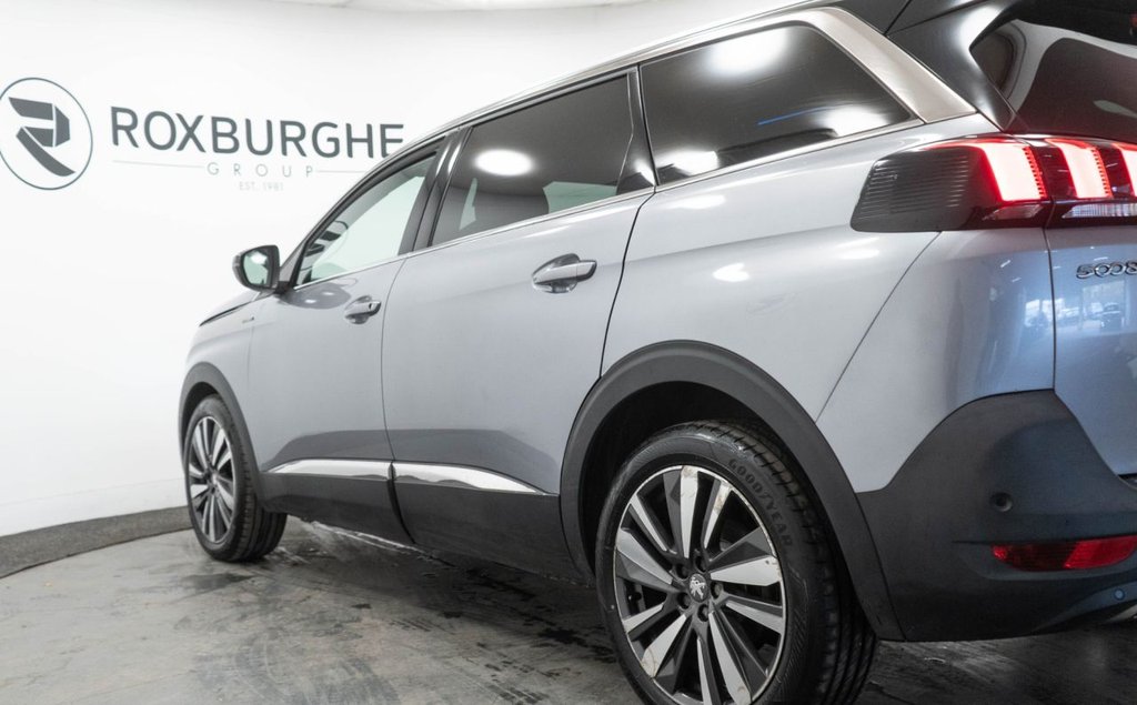 Used Peugeot 5008 2020 for sale - 76346011: Photo 17