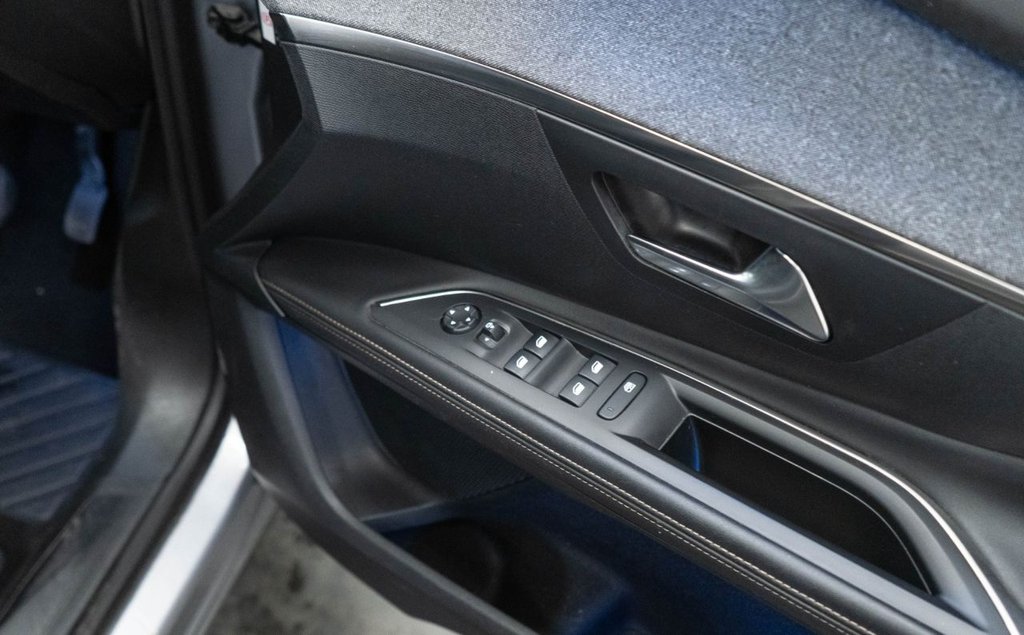 Used Peugeot 5008 2020 for sale - 76346011: Photo 22