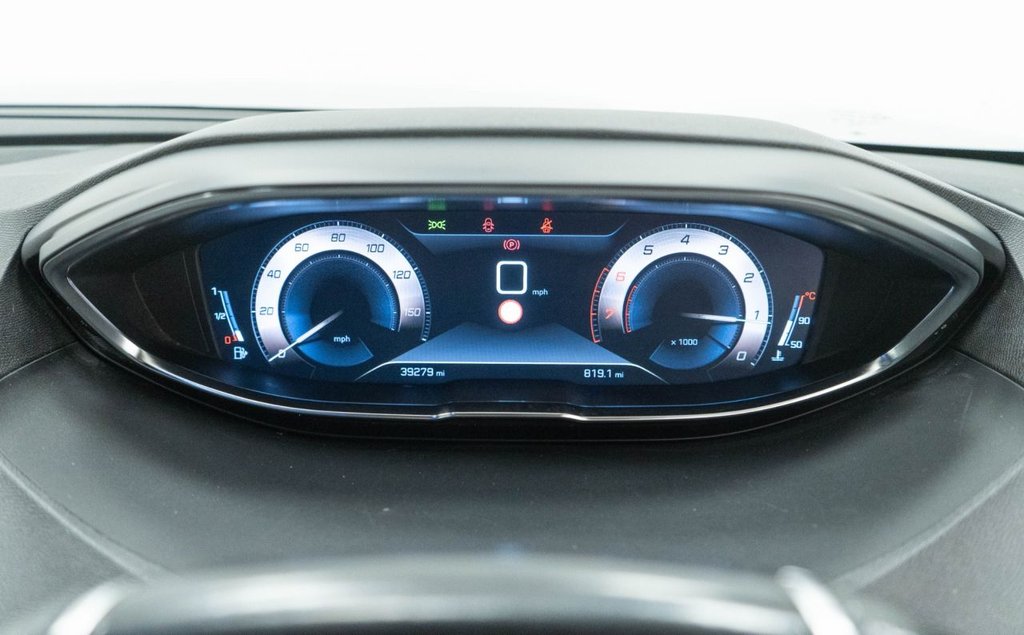 Used Peugeot 5008 2020 for sale - 76346011: Photo 24