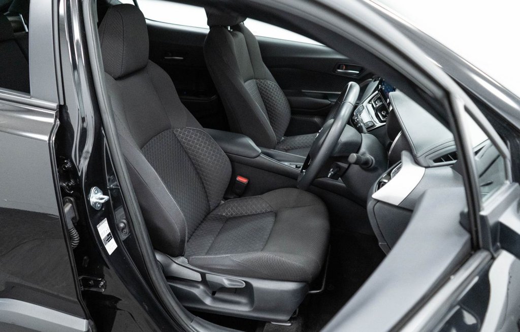 Used Toyota C-HR 2022 for sale - 76406429: Photo 22