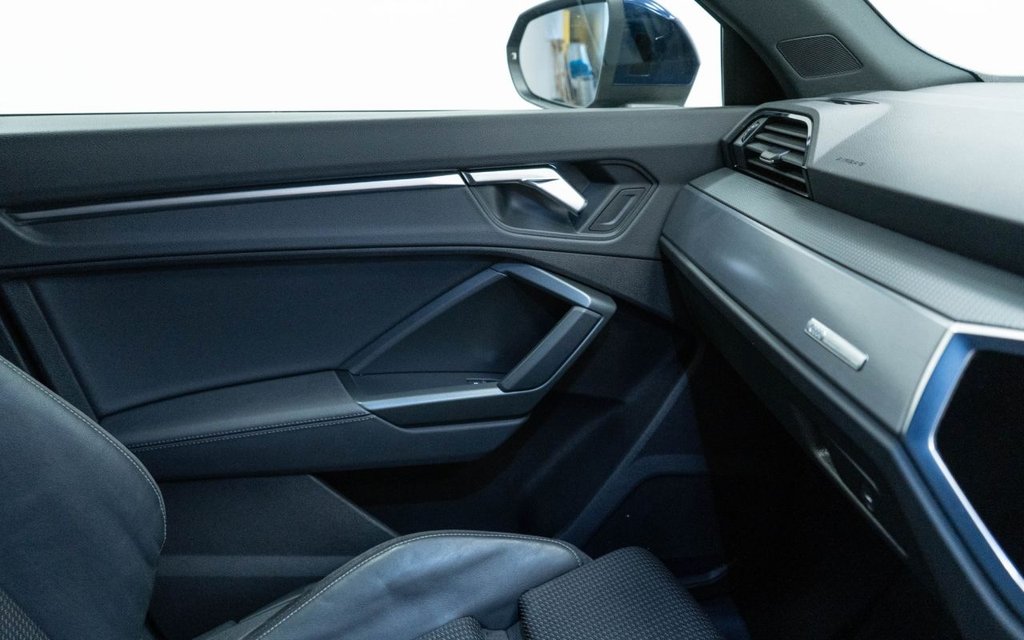 Used Audi Q3 2021 for sale - 77520992: Photo 31