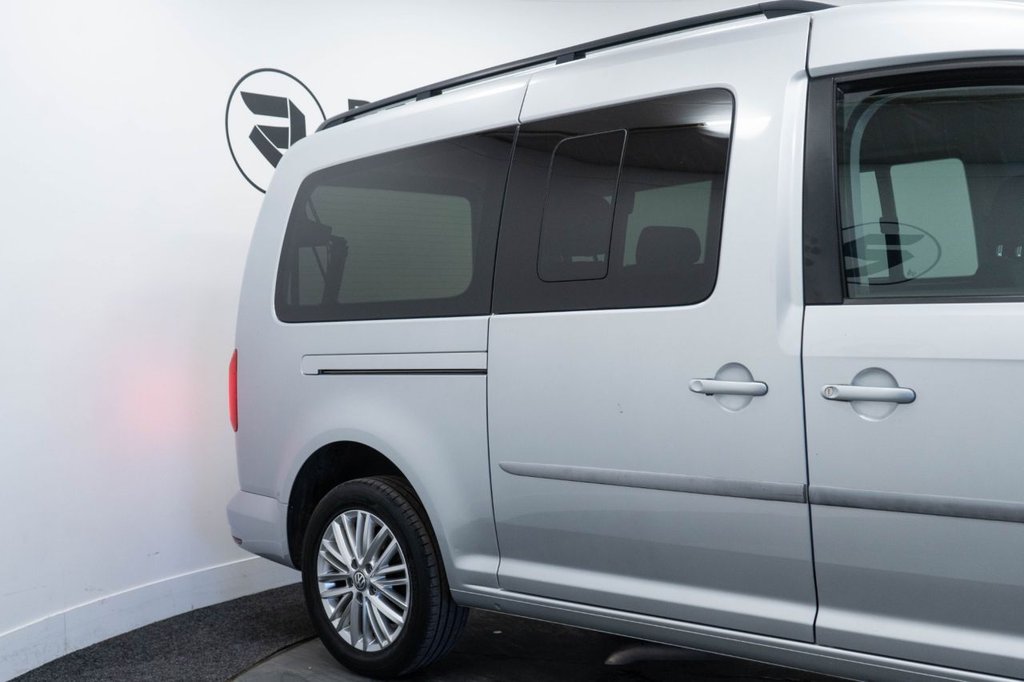 Used Volkswagen Caddy Maxi Life 2018 for sale - 77360175: Photo 14
