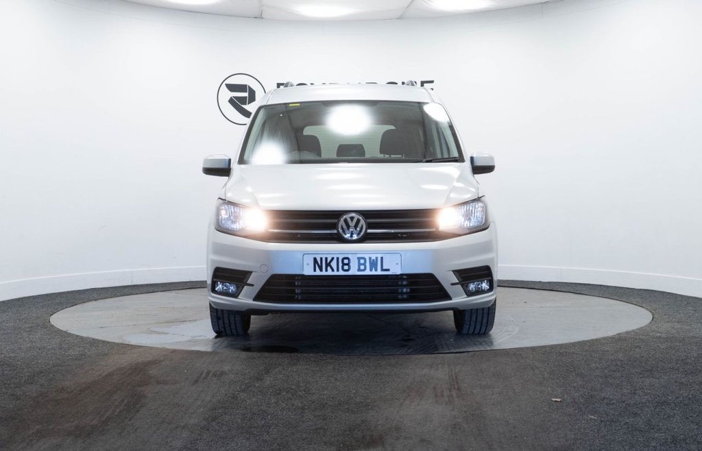 Used Volkswagen Caddy Maxi Life 2018 for sale - 77360175: Photo 2