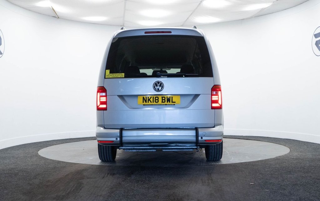 Used Volkswagen Caddy Maxi Life 2018 for sale - 77360175: Photo 7