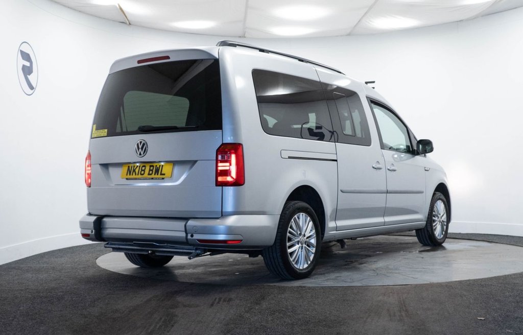 Used Volkswagen Caddy Maxi Life 2018 for sale - 77360175: Photo 8