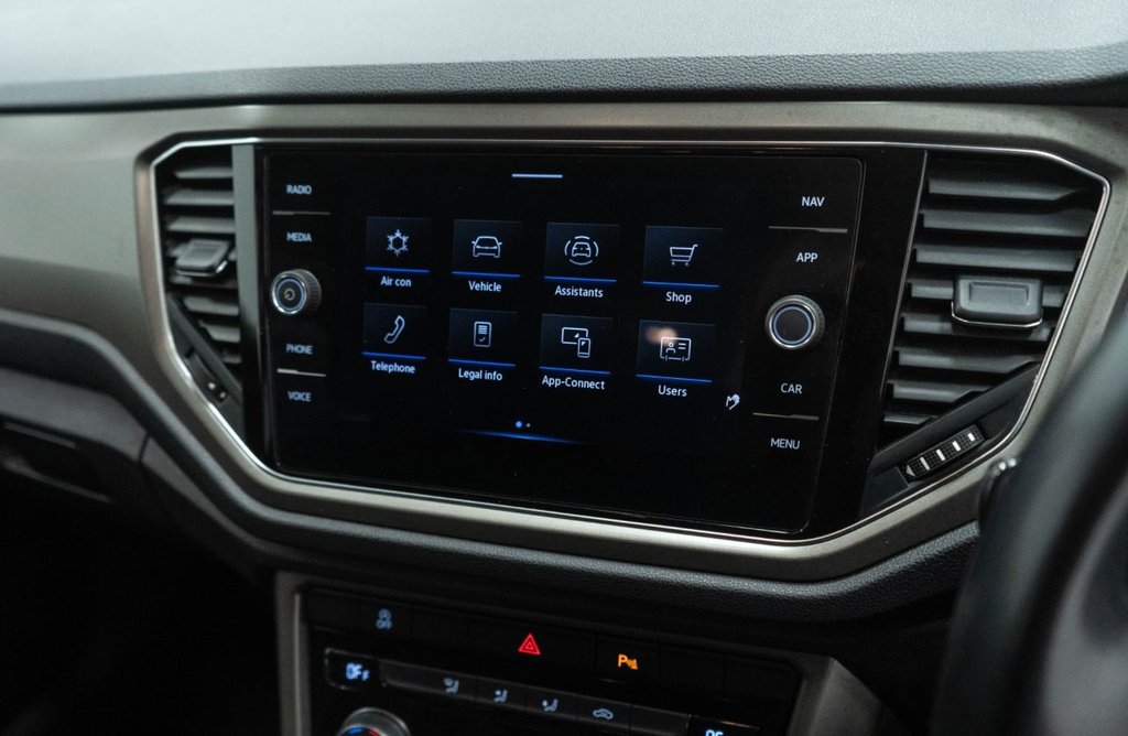 Used Volkswagen T-Roc 2020 for sale - 76345189: Photo 22