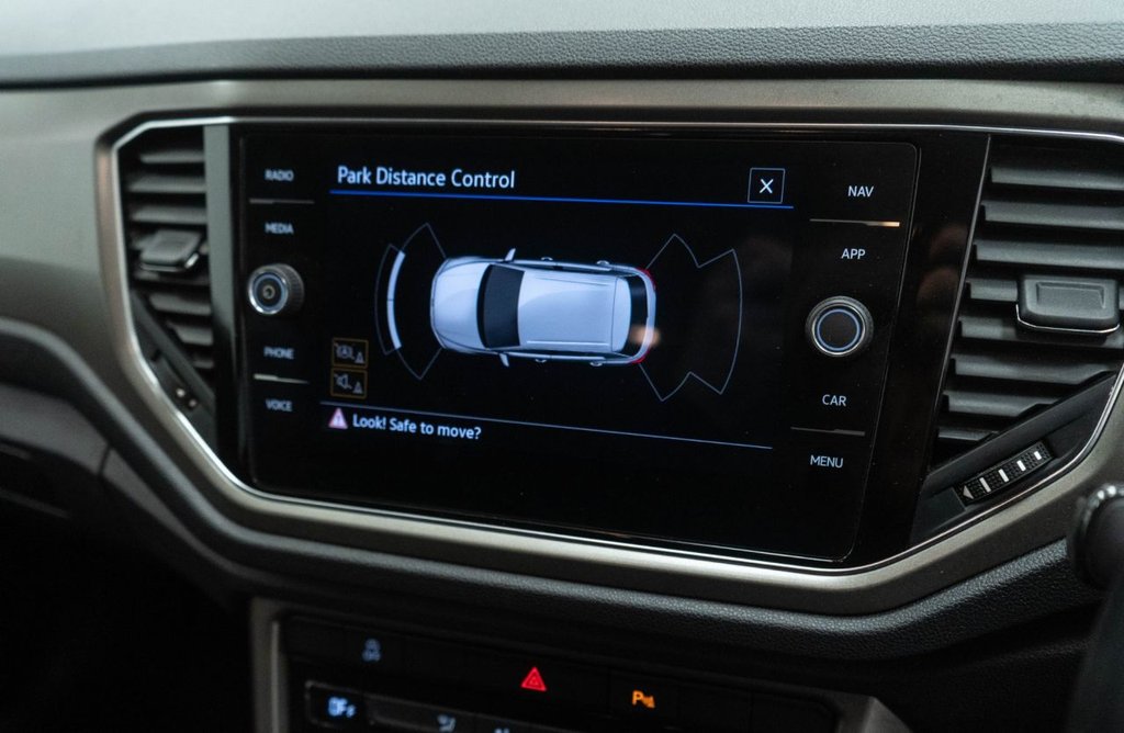 Used Volkswagen T-Roc 2020 for sale - 76345189: Photo 23