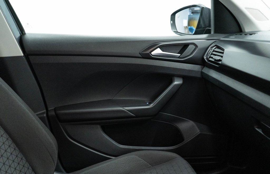 Used Volkswagen T-Cross 2022 for sale - 77212136: Photo 31