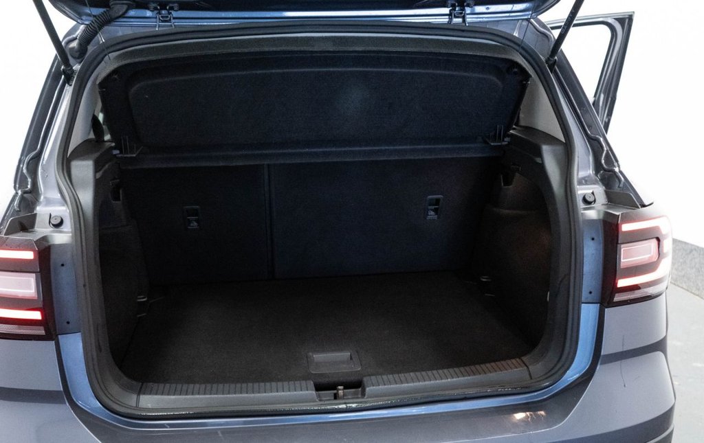 Used Volkswagen T-Cross 2022 for sale - 77212136: Photo 34