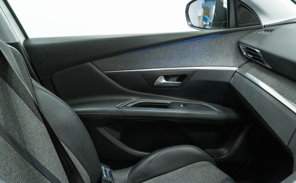 Used Peugeot 3008 2020 for sale - 76923233: Photo 28
