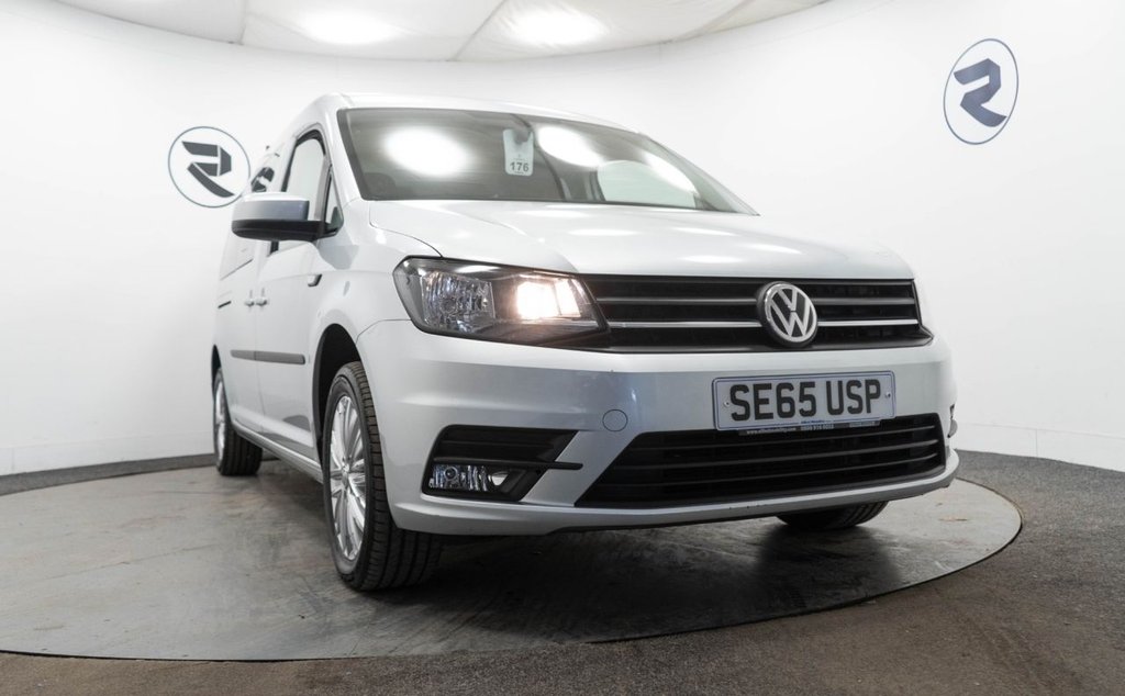 Used Volkswagen Caddy Maxi Life 2016 for sale - 76147462: Photo 10