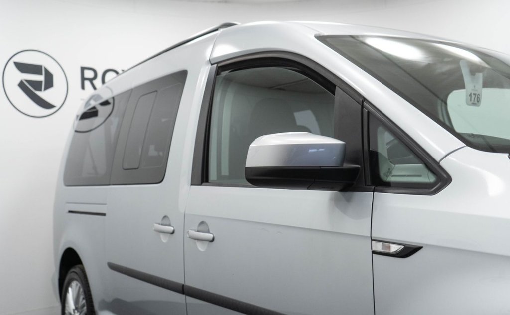 Used Volkswagen Caddy Maxi Life 2016 for sale - 76147462: Photo 11