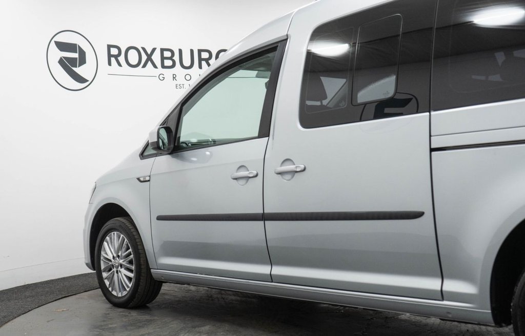 Used Volkswagen Caddy Maxi Life 2016 for sale - 76147462: Photo 19