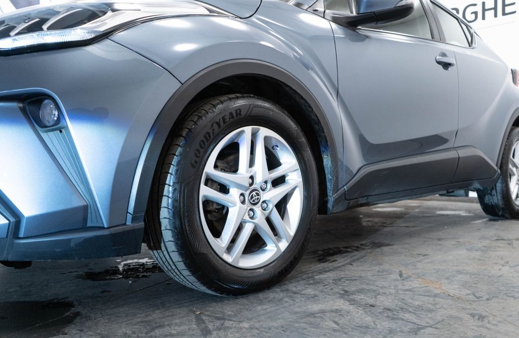 Used Toyota C-HR 2022 for sale - 76923975: Photo 11