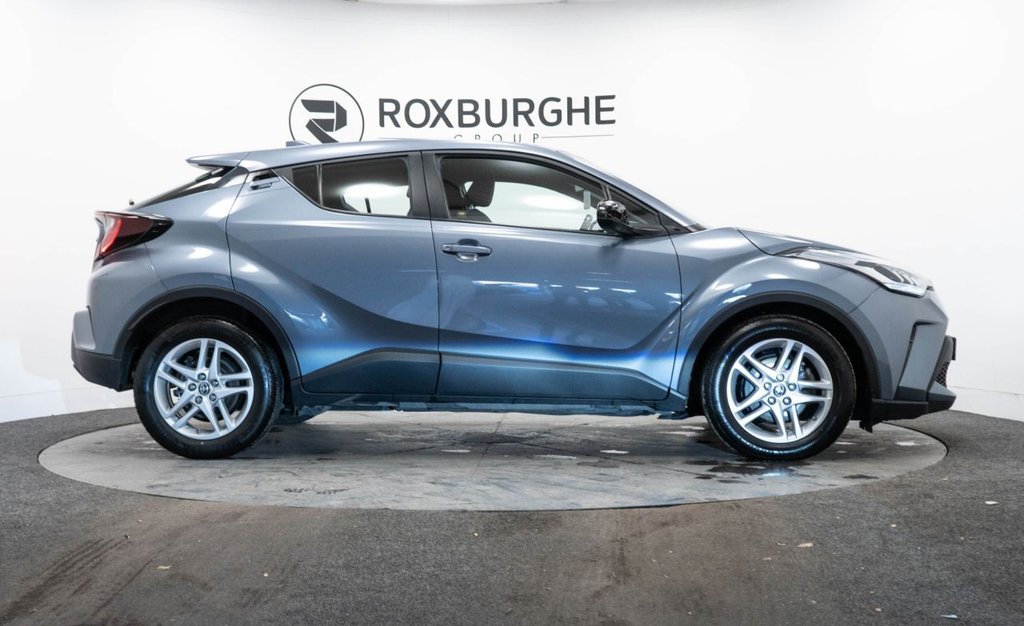 Used Toyota C-HR 2022 for sale - 76923975: Photo 9