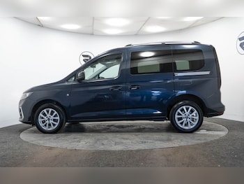 Used Ford Tourneo Connect 2022 for sale - 76547021: Photo