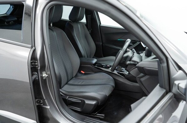 Used Peugeot 2008 2023 for sale - 75573724: Photo 22