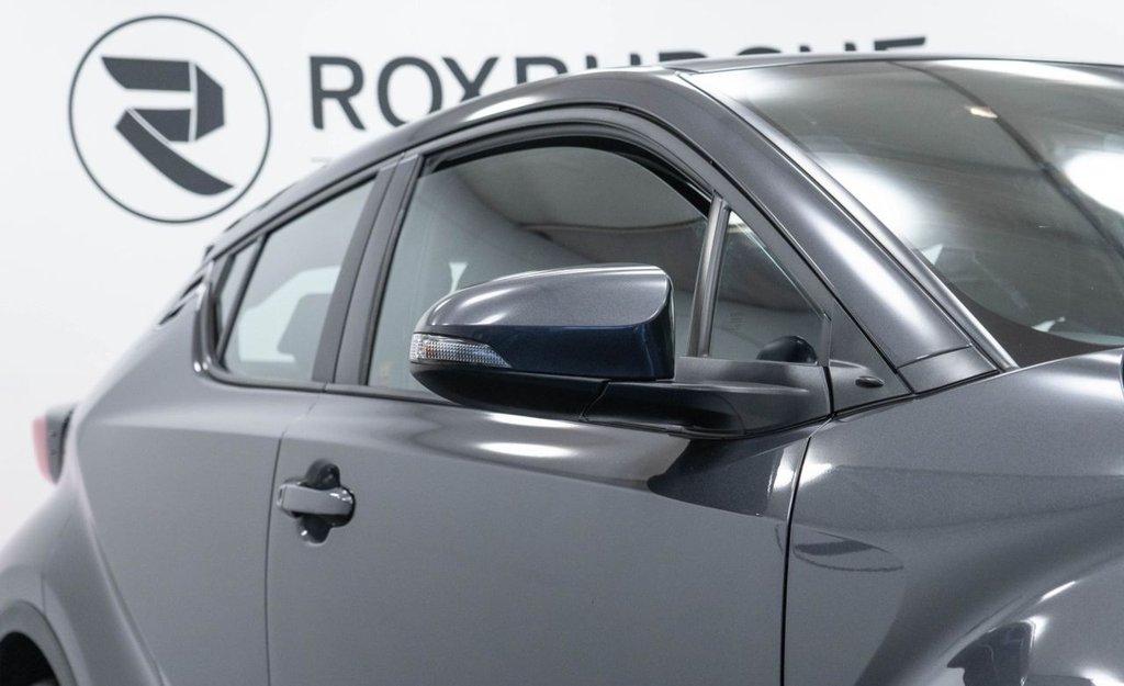 Used Toyota C-HR 2022 for sale - 77693029: Photo 12
