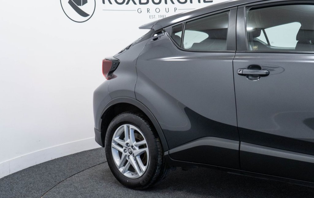 Used Toyota C-HR 2022 for sale - 77693029: Photo 14