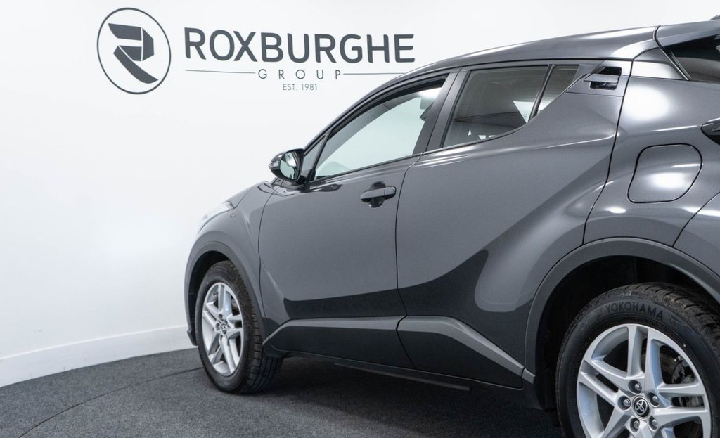 Used Toyota C-HR 2022 for sale - 77693029: Photo 20