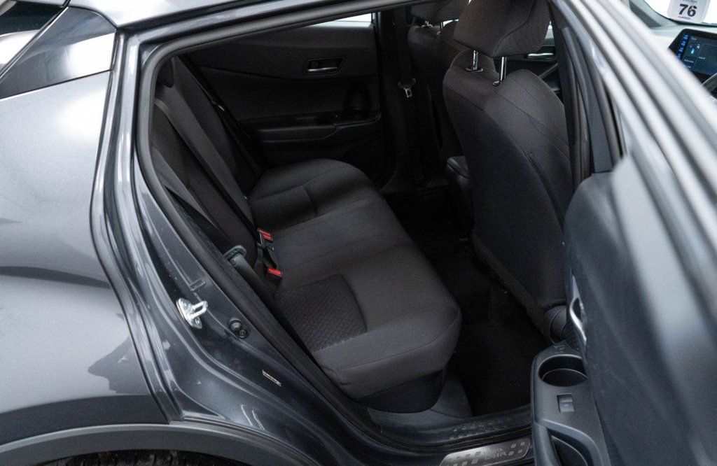 Used Toyota C-HR 2022 for sale - 77693029: Photo 32