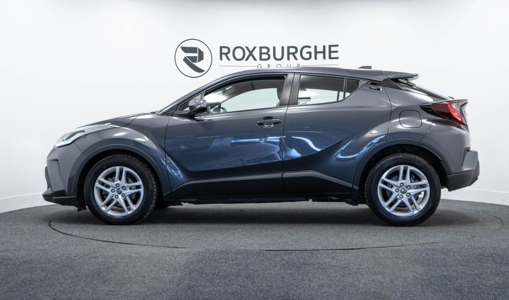 Used Toyota C-HR 2022 for sale - 77693029: Photo 4