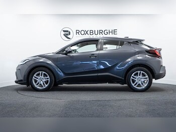 Used Toyota C-HR 2022 for sale - 77693029: Photo