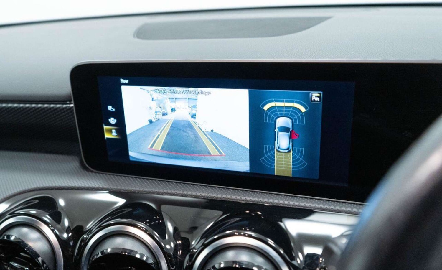 Used Mercedes-Benz A-Class 2020 for sale - 77930837: Photo 27